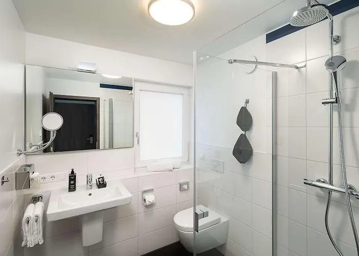 Отель Hotel Augustin Komfort Leipzig 3*