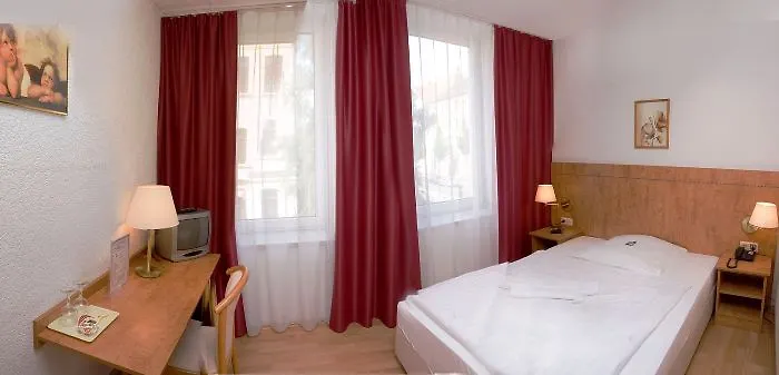 Hotel Augustin Komfort Leipzig Лейпциг