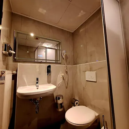 Augustin Komfort Ihr Zuhause Unterwegs 3* לייפציג